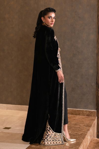 Khakaa - Dusk Black Velvet Ensemble (DUSK-04)