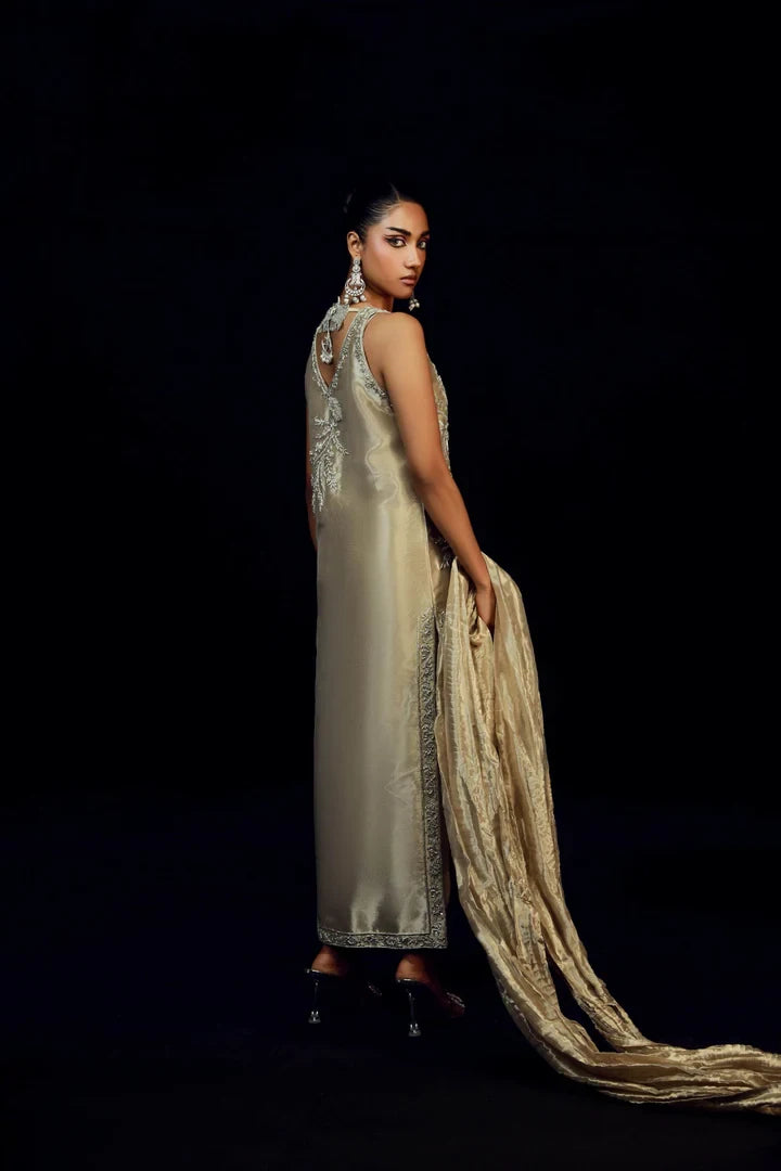 Ayesha Somaya - AYRA