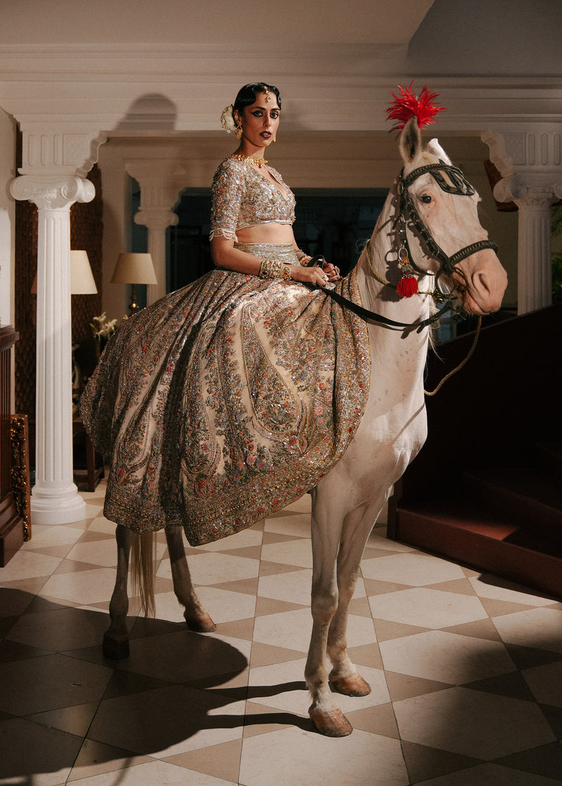 Sawara - Ivory Lehnga