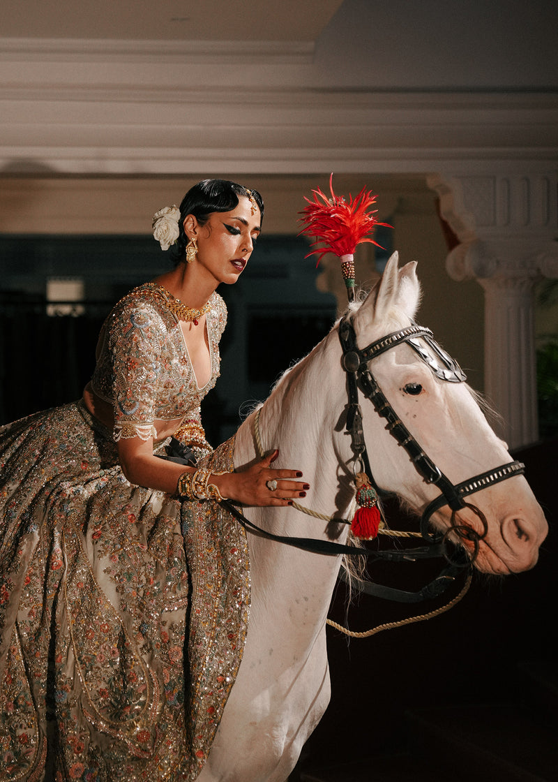 Sawara - Ivory Lehnga