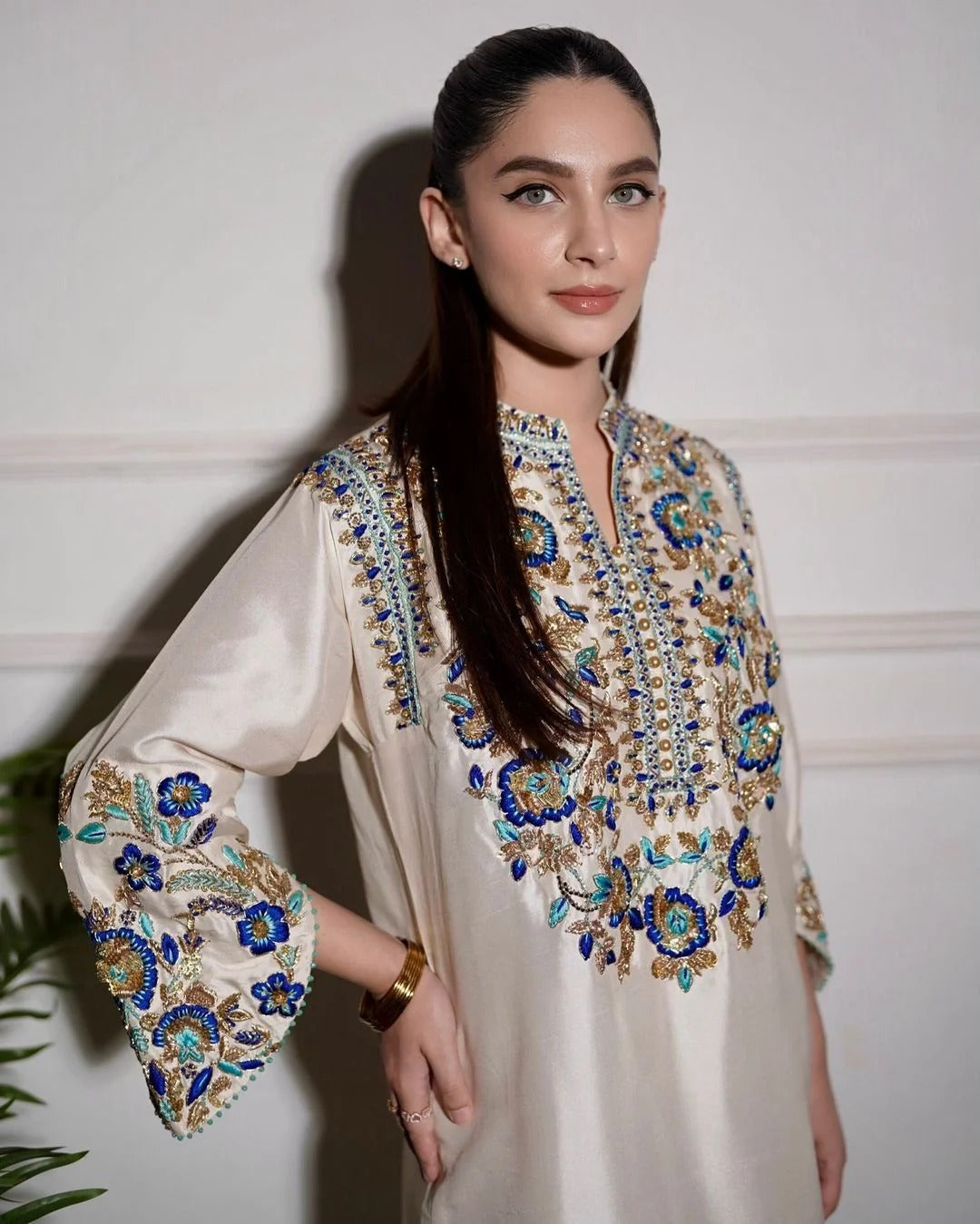 Alizay Saad - Ivory - Front Closeup