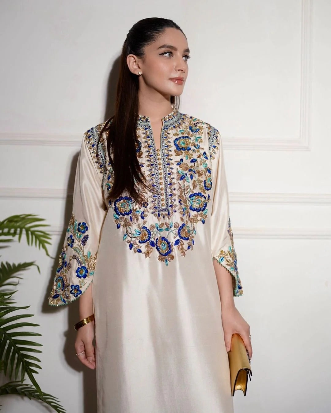 Alizay Saad - Ivory - Front Closeup