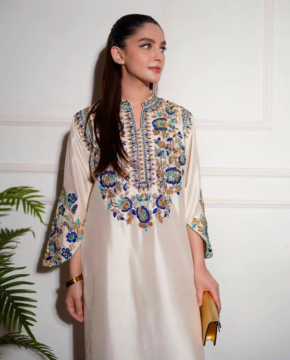 Alizay Saad - Ivory - Front Closeup