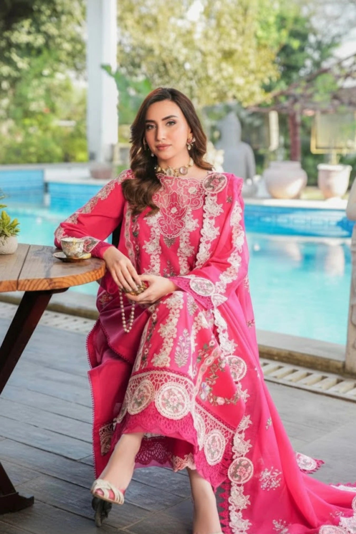 Aneelas 02 Banadora Lawn