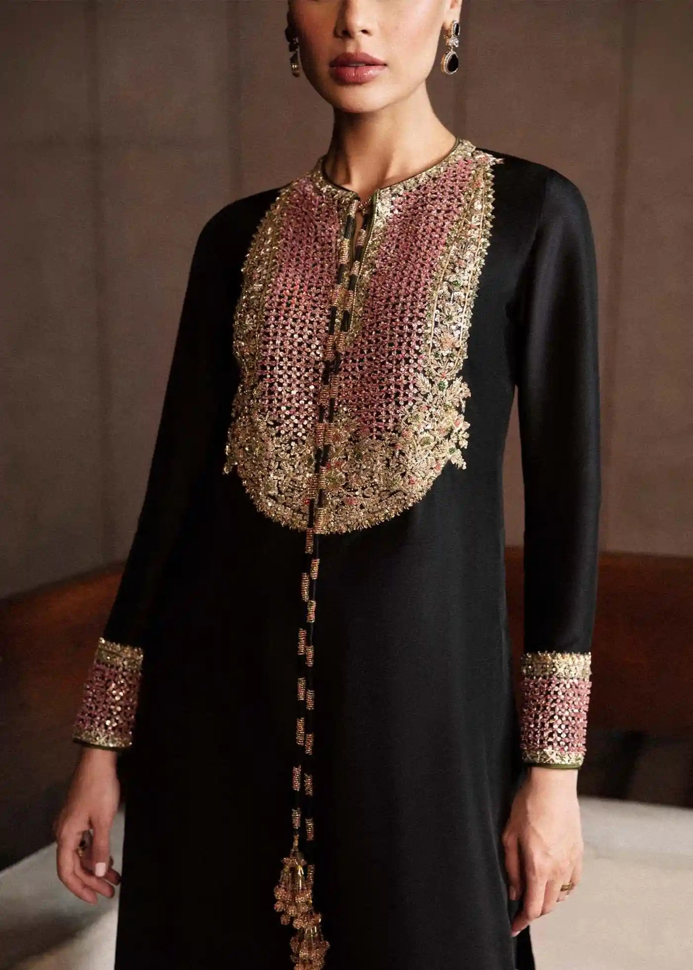 Hussain Rehar - Char - Front Closeup