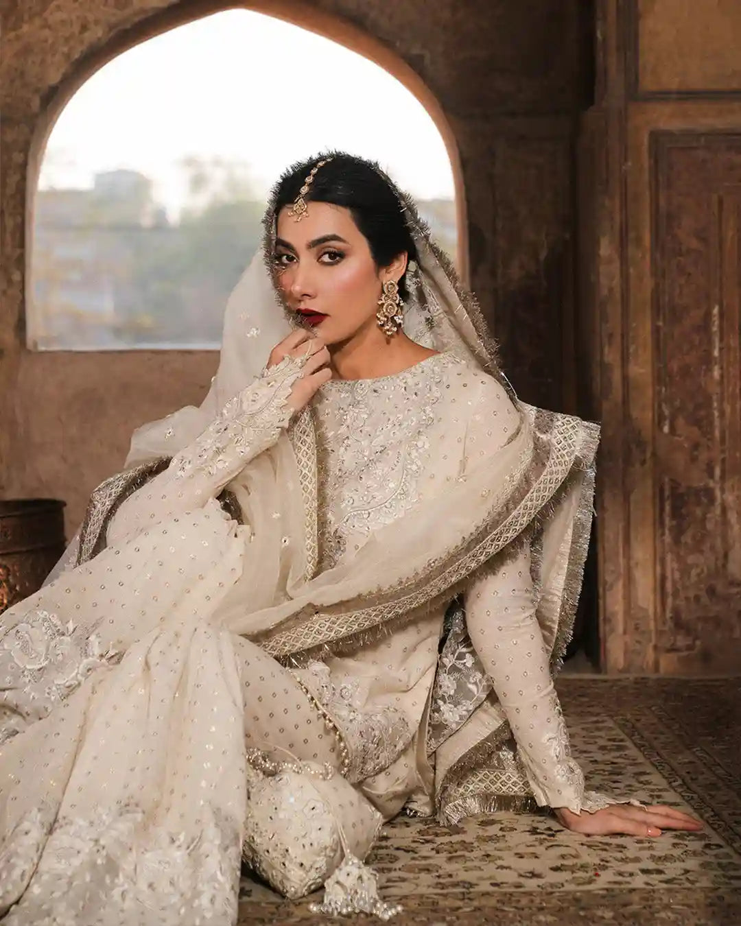 Faiza Saqlain - Devina - Closeup
