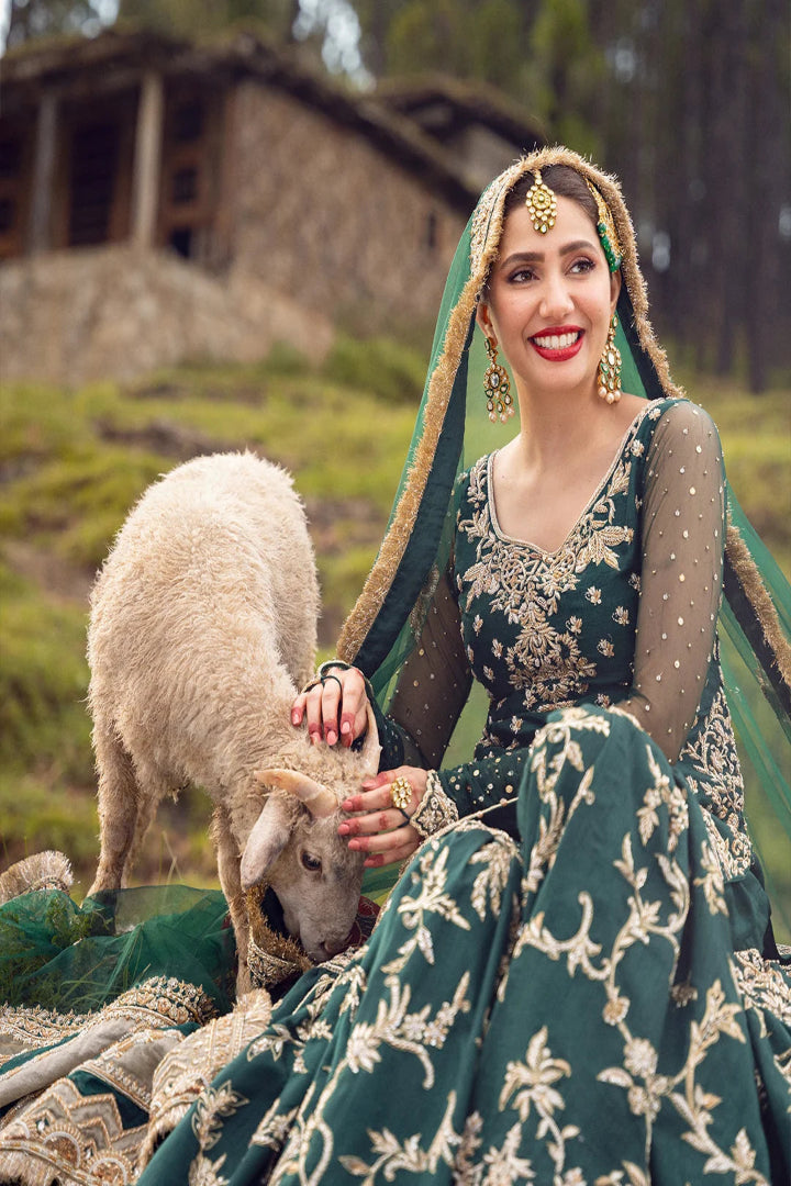 Faiza Saqlain - Durkhanai