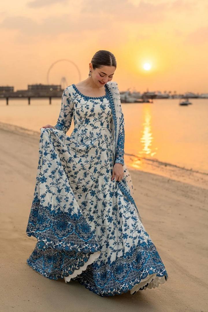 Faiza Saqlain - Jehona - Front View