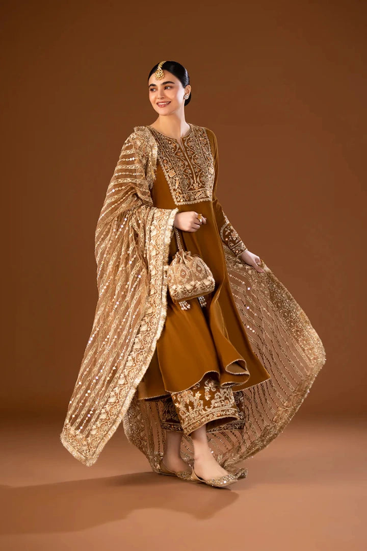 Faiza Saqlain - Maah Para - Side View