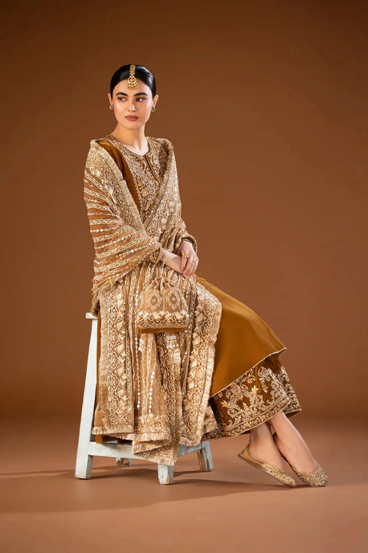 Faiza Saqlain - Maah Para - Side Full View