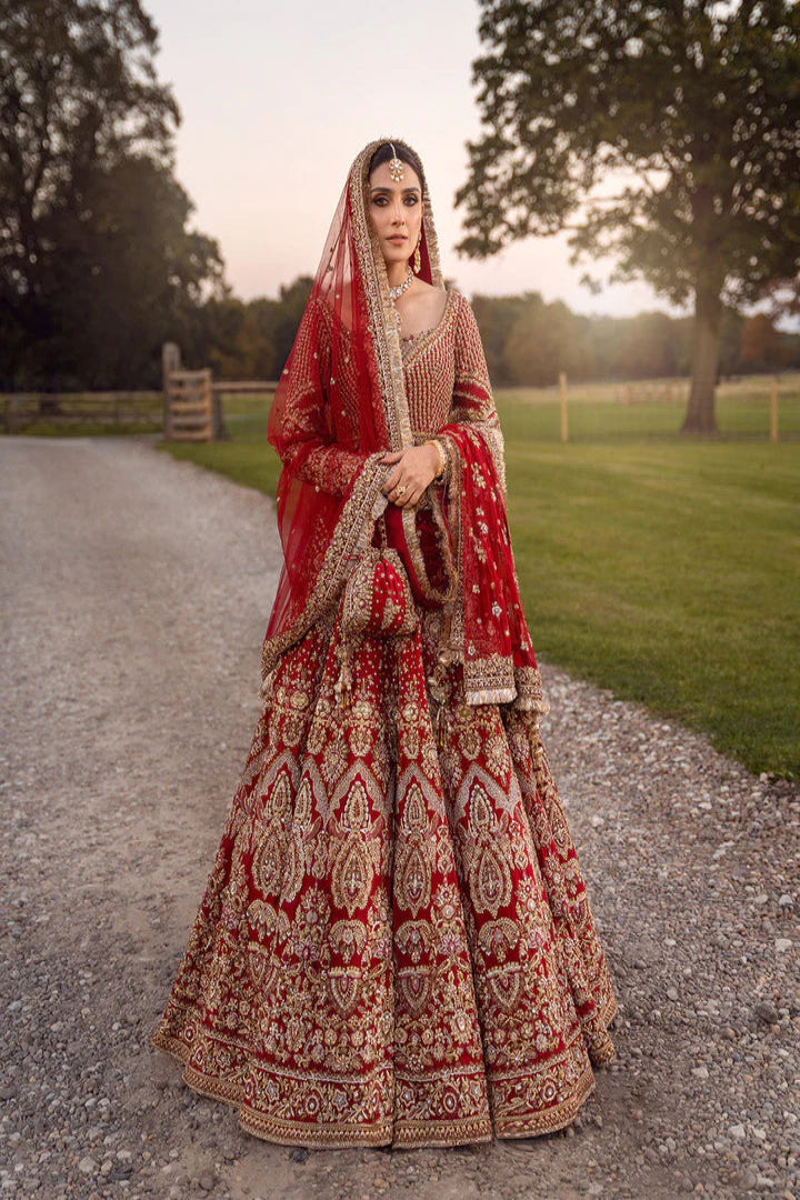 Faiza Saqlain - Raeni