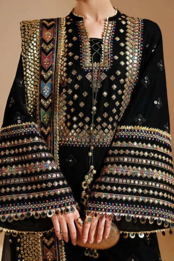 Jazmin Lawn D-5 Black