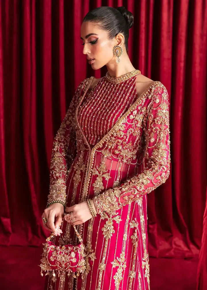 Kanwal Malik - Haniya - Closeup View