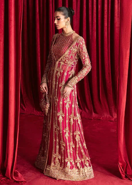 Kanwal Malik - Haniya - Full Side View