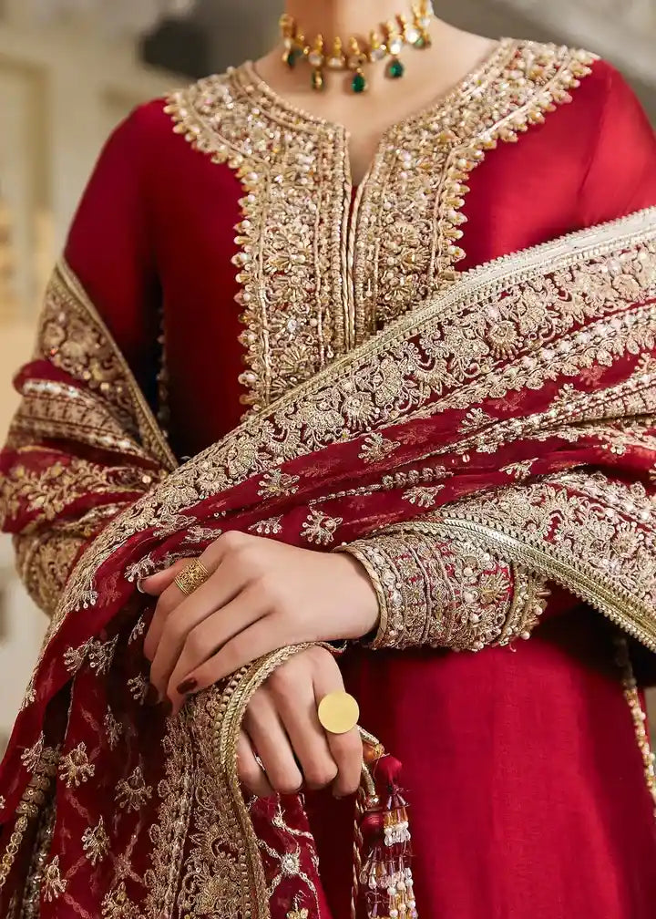 Kanwal Malik - Noreen - Neckline Closeup