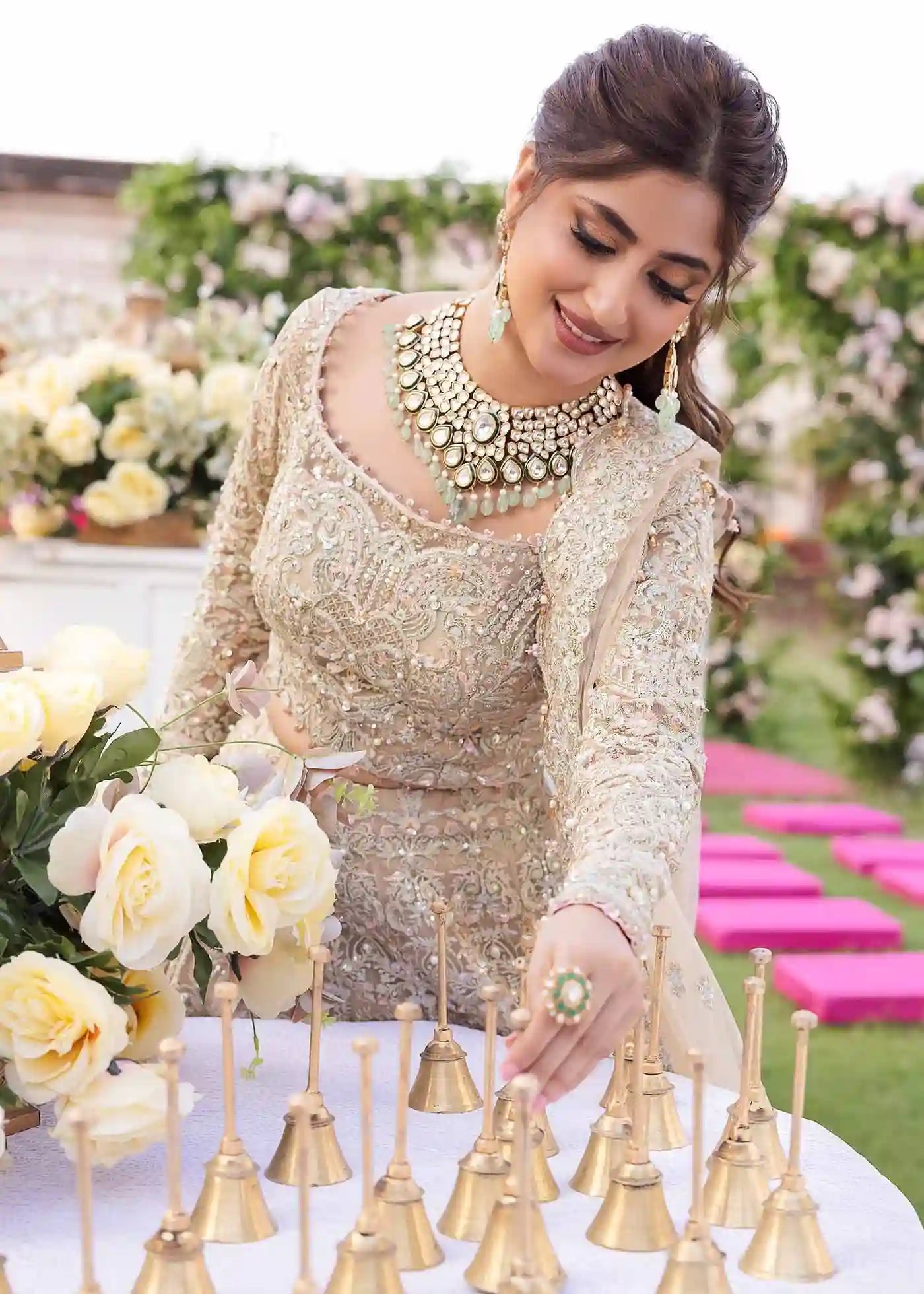 Kanwal Malik - Samira - Closeup