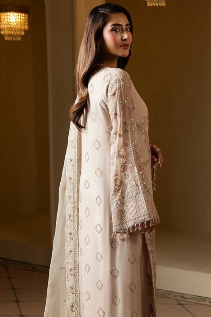 Lavish Premium - Ashnae - Back View