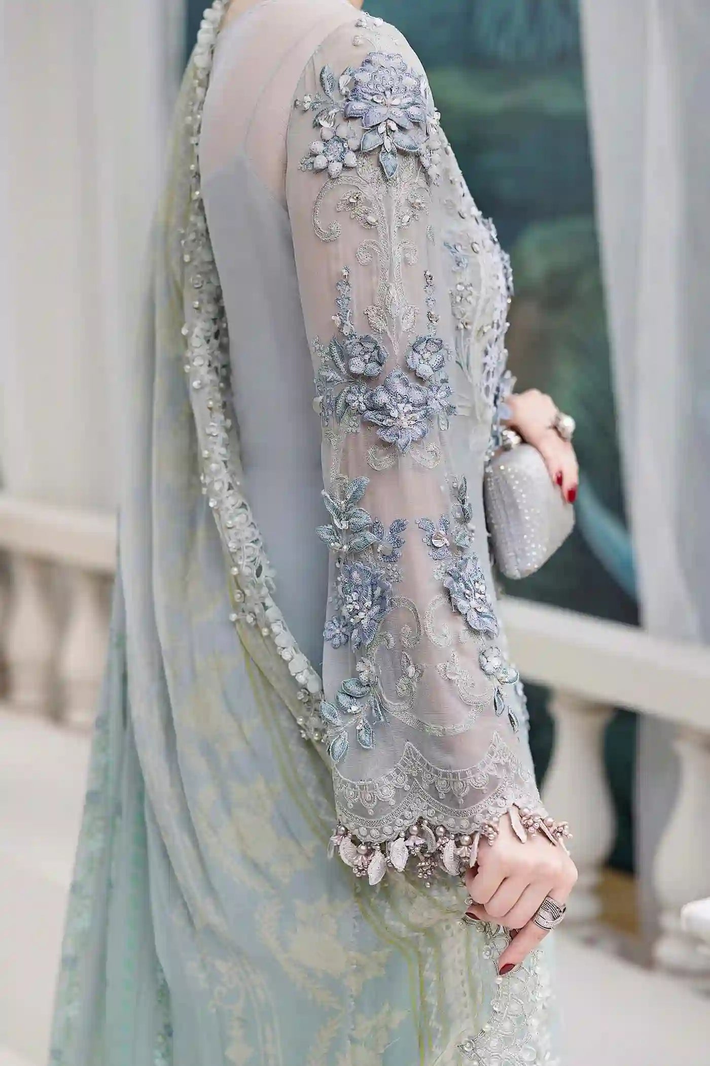 Maria B - MPC-25-108 - Sleeves
