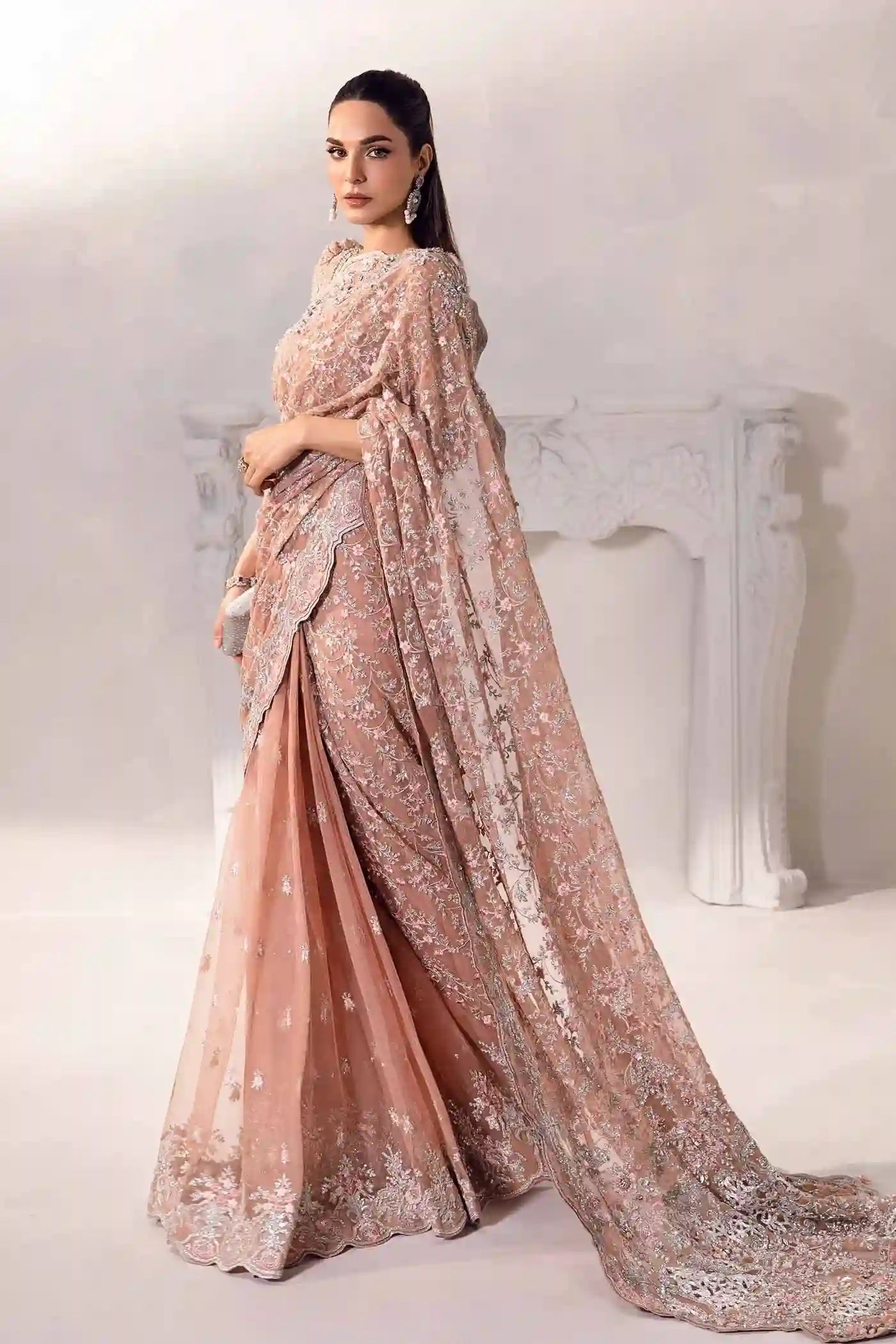 Maria B - Solana - Full Side View