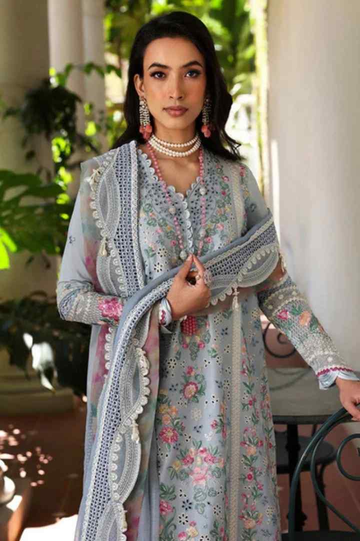 Republic Womenswear - D7-B - Hoor - Closeup