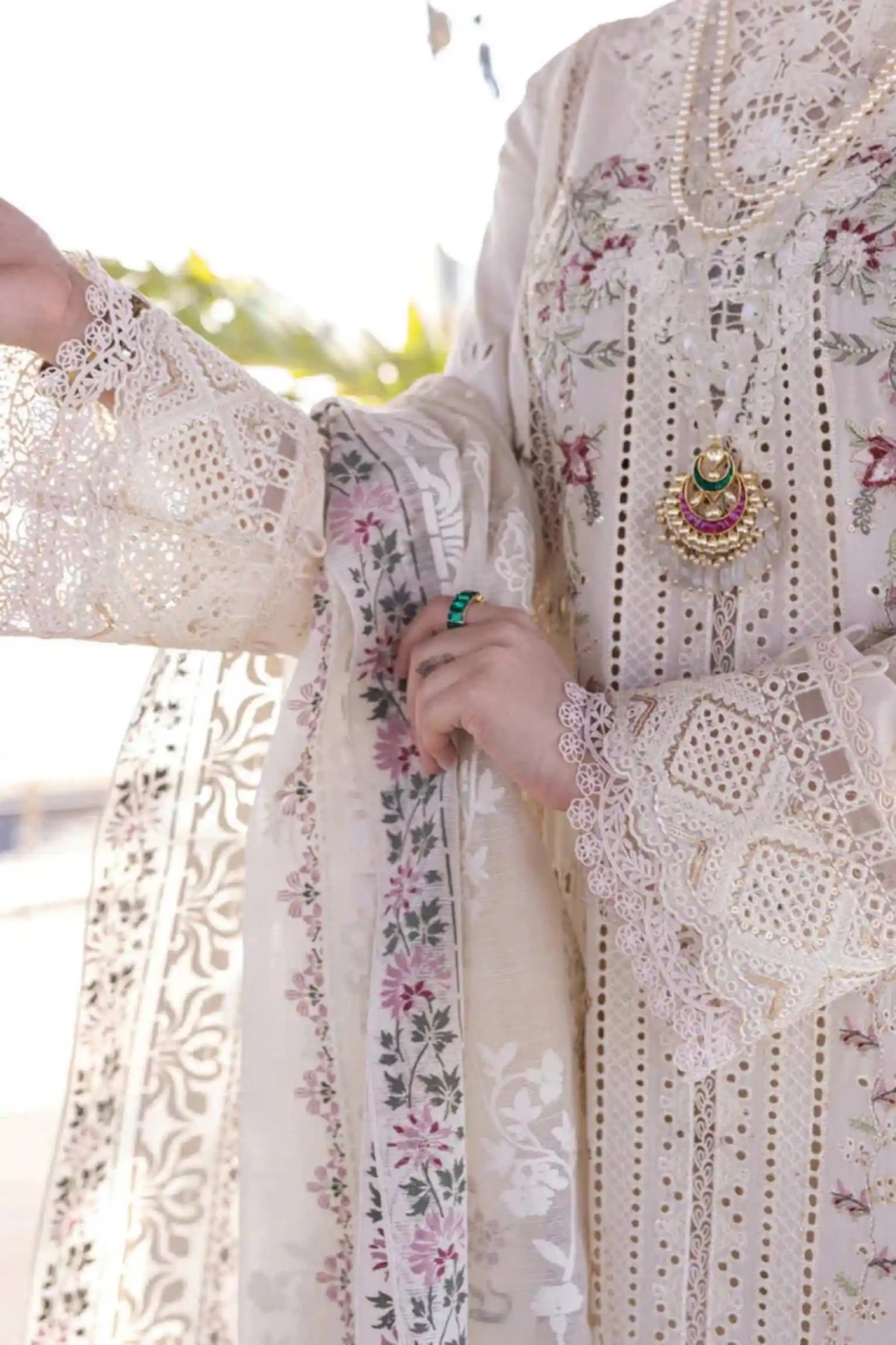 Qalamkar - Sahil Kinare - FP12 - Marwa - Sleeves Detailing