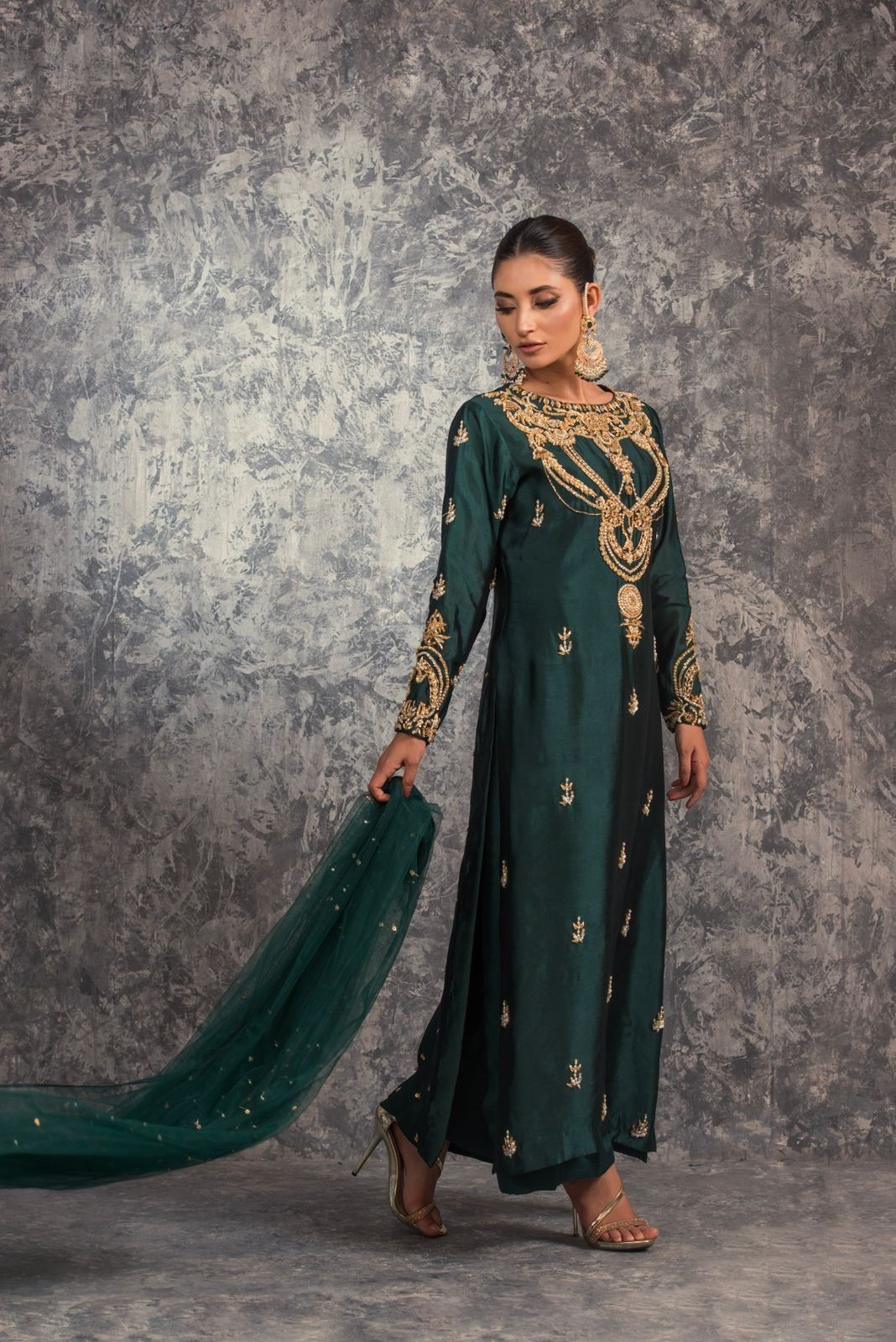 Sehrish Nadeem - Miral-2 - Full Side View