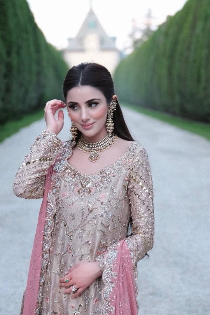 Shazia Kiyani - Luxury Tassal Silk Suit - Closeup