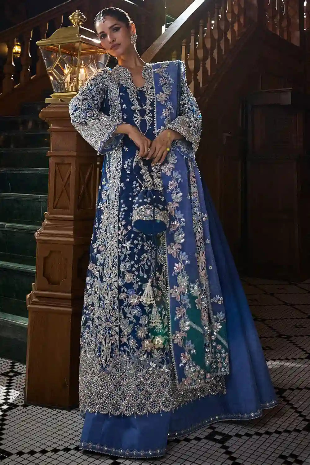 Soraya - Elise - Full Front